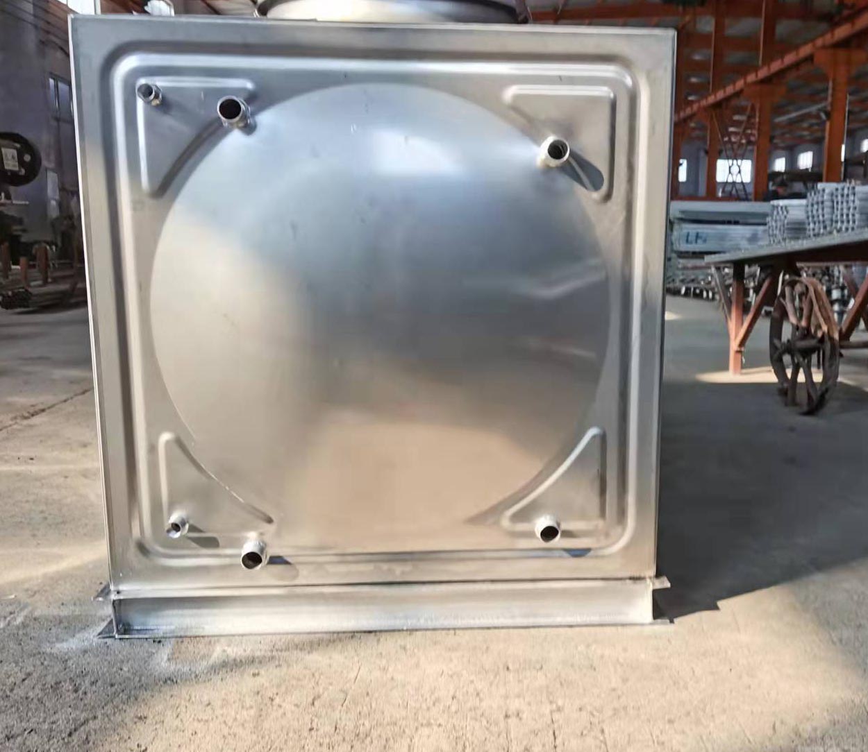 如何安裝不銹鋼水箱？